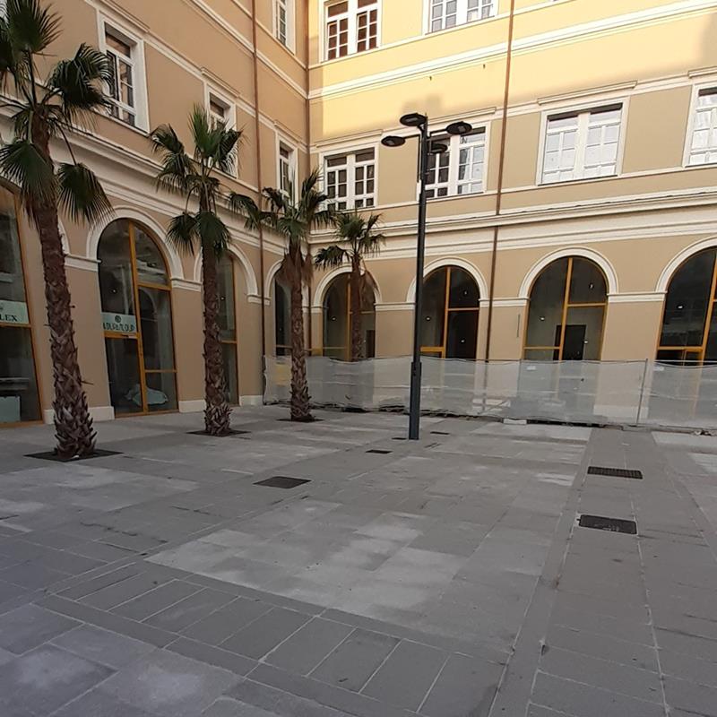 Pavimentazione in lastre zona ex Ospedale San Paolo, Corso Italia e tratti pedonali adiacenti - Comune di Savona